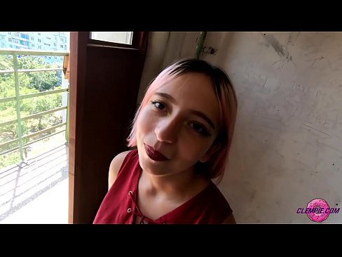 ❤️ Sha'awar ɗalibi yana tsotsar Baƙo a Waje - Cum A Fuskarsa ❌ Ingantacciyar batsa ️❤